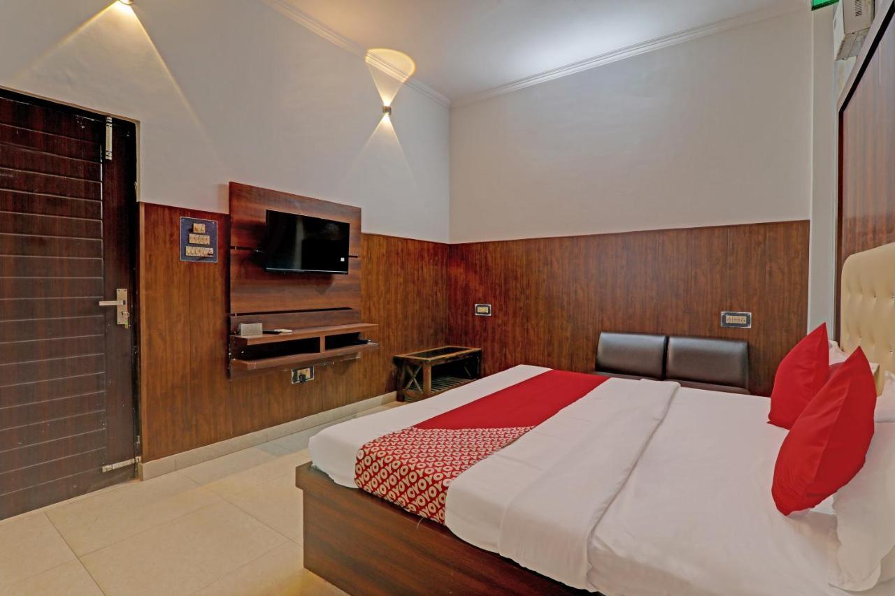 Hotel O Cz Inn Lucknow Dış mekan fotoğraf