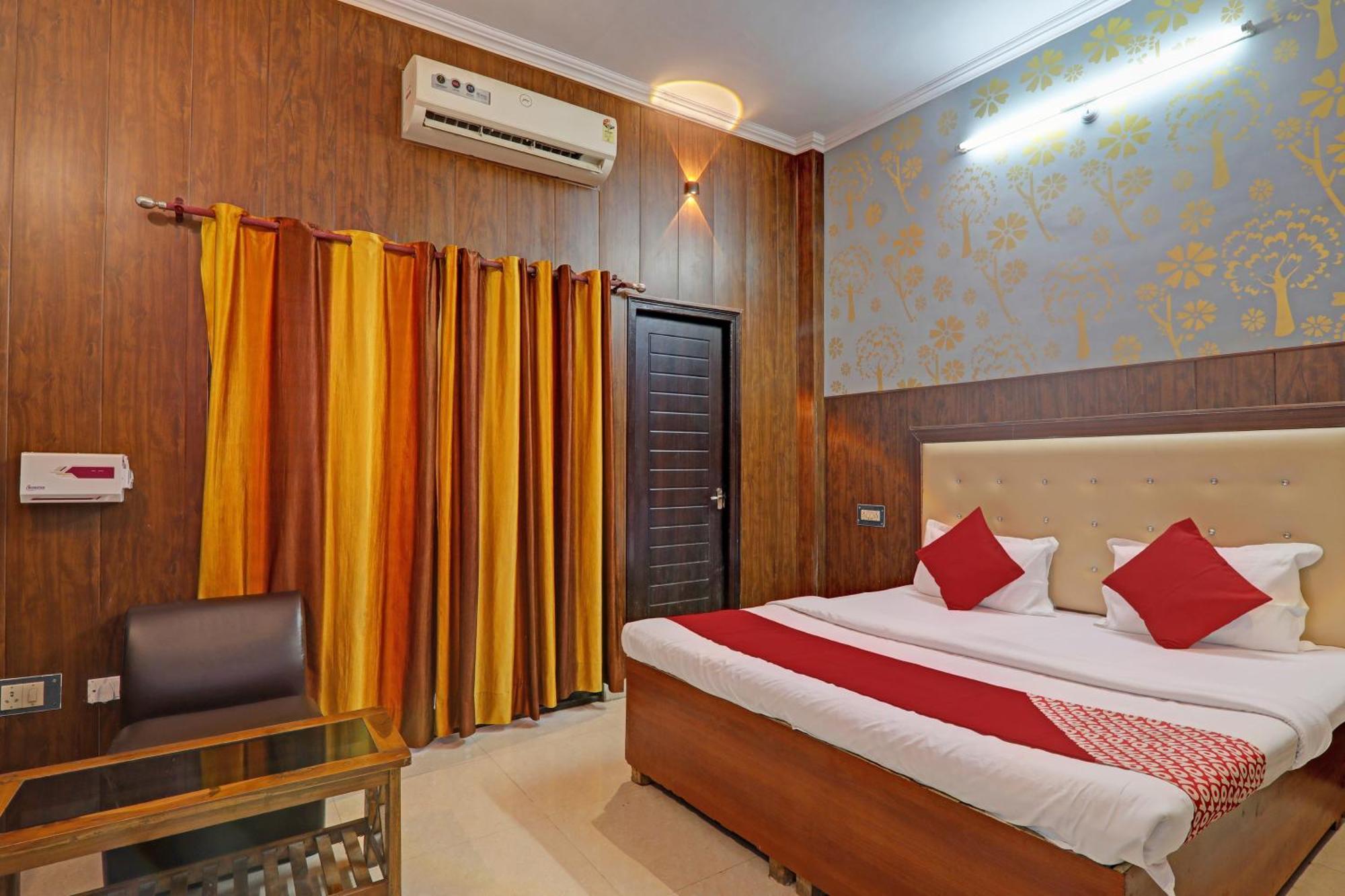 Hotel O Cz Inn Lucknow Dış mekan fotoğraf