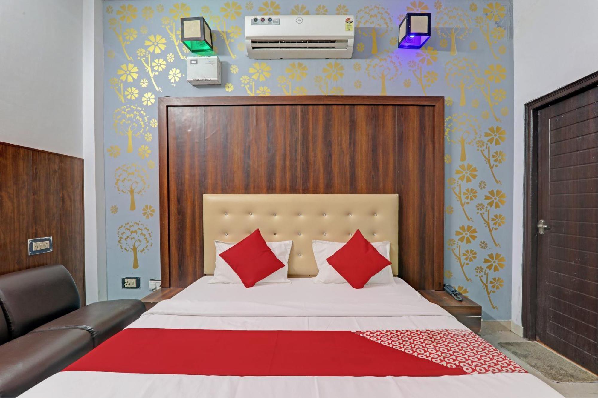 Hotel O Cz Inn Lucknow Dış mekan fotoğraf